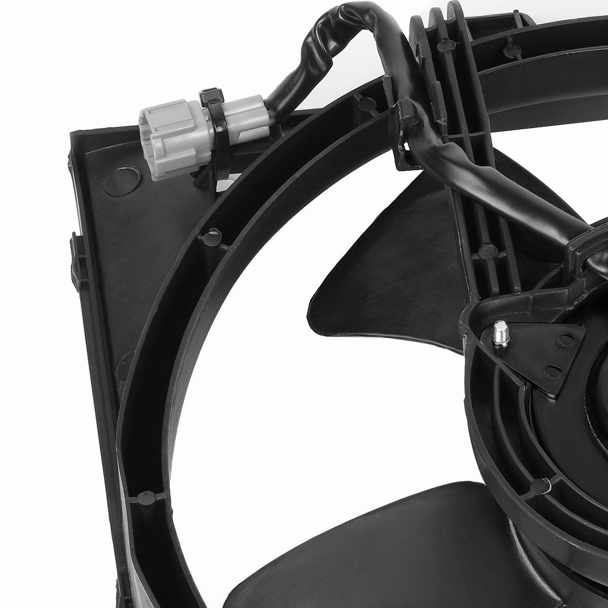 00-01 Nissan Maxima Radiator Cooling Fan Assembly - NI3115114