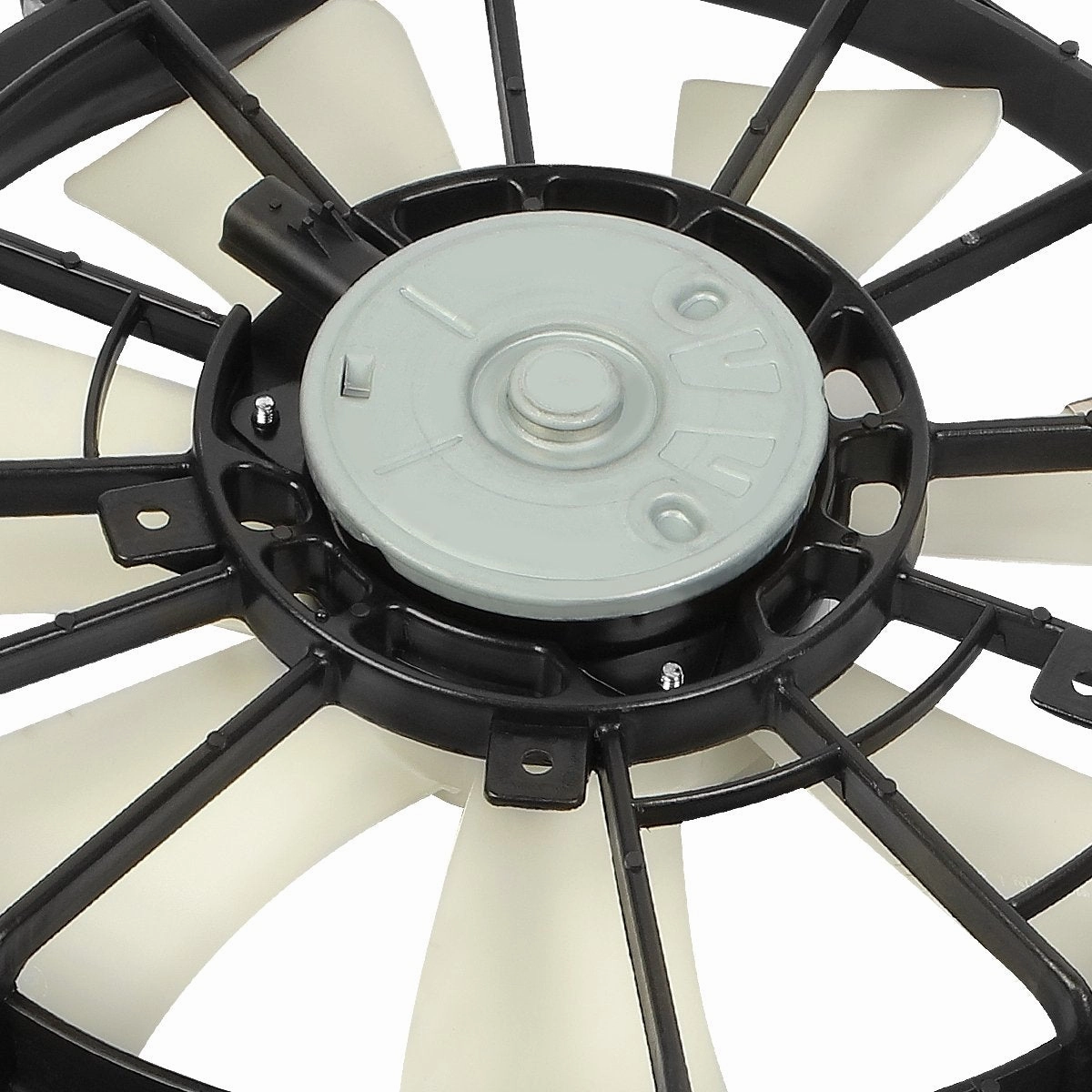 04-08 Chrysler Pacifica 4.0L Radiator Cooling Fan Assembly - CH3115134