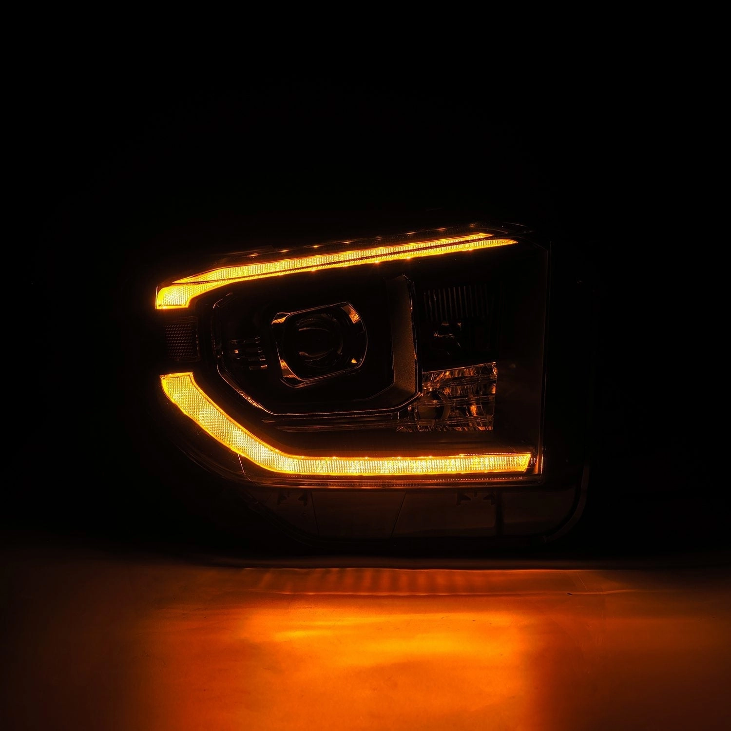 14-21 Toyota Tundra MK II LUXX-Series LED Projector Headlights Black