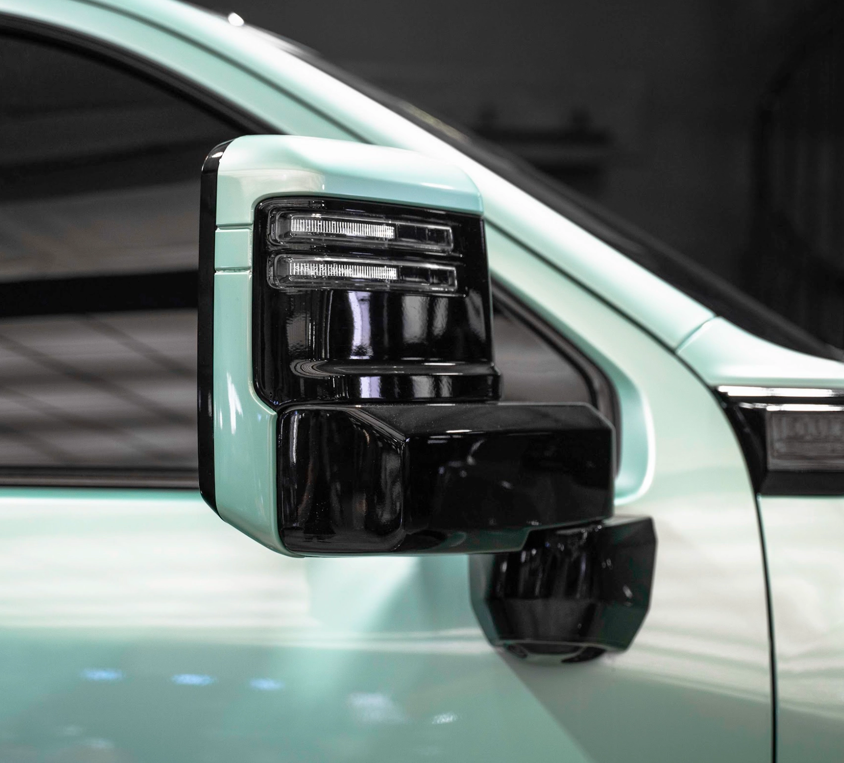 2020-2025 GMC/Chevrolet Sierra/Silverado 2500/3500 Custom OEM Tow Mirrors