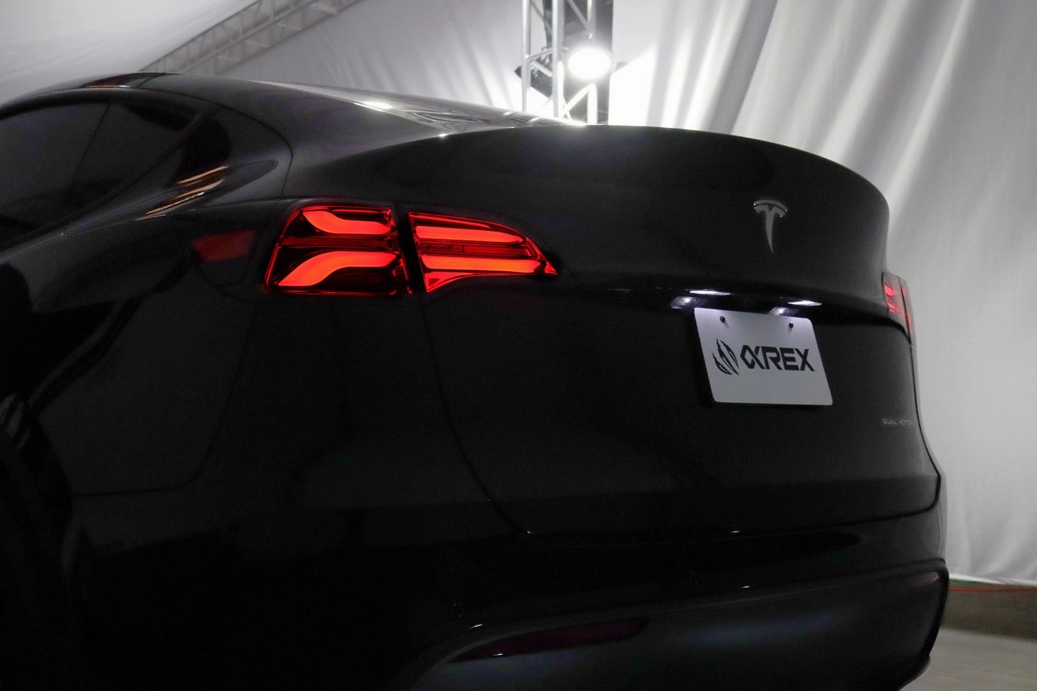 20-24 Tesla Model Y (With Stock Amber Turn Signal) PRO-Series LED Tail Lights Jet Black