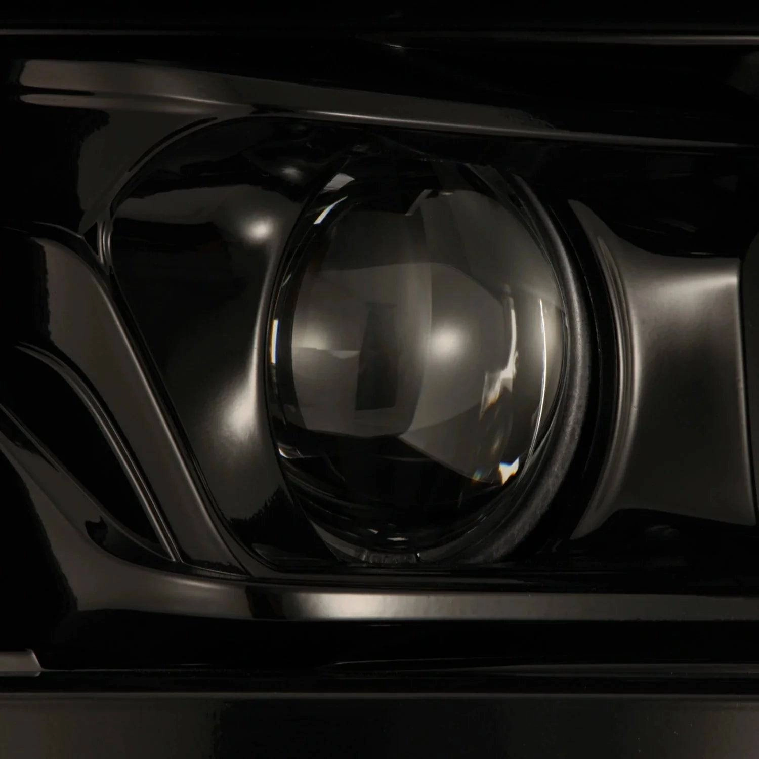21-23 Ford F150 / 21-23 Ford F150 Raptor LUXX-Series LED Projector Headlights Alpha-Black