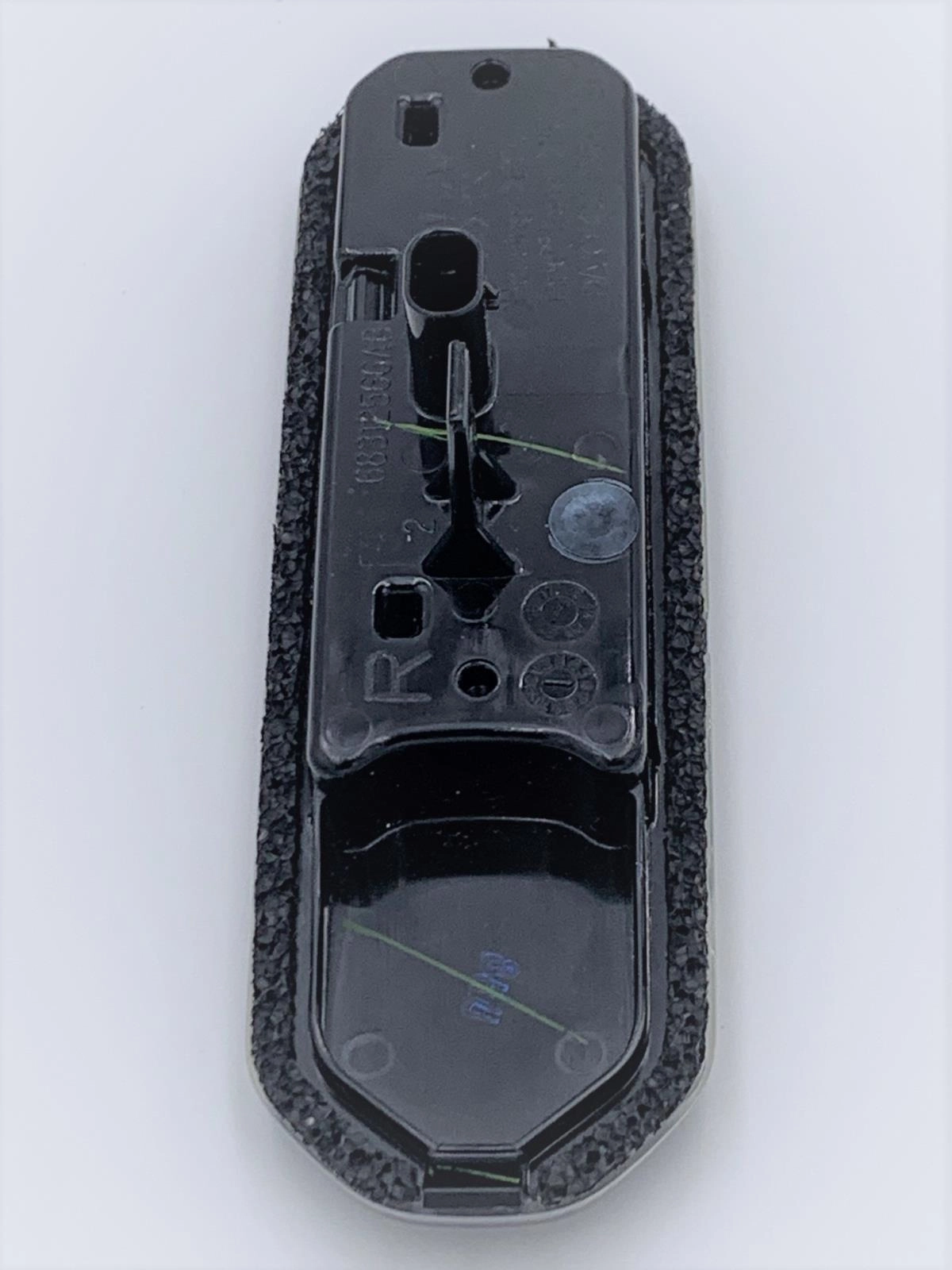68312566AB OEM for 2019-2021 Dodge Ram RH PASSENGER SIDE REAR LED CARGO LIGHT