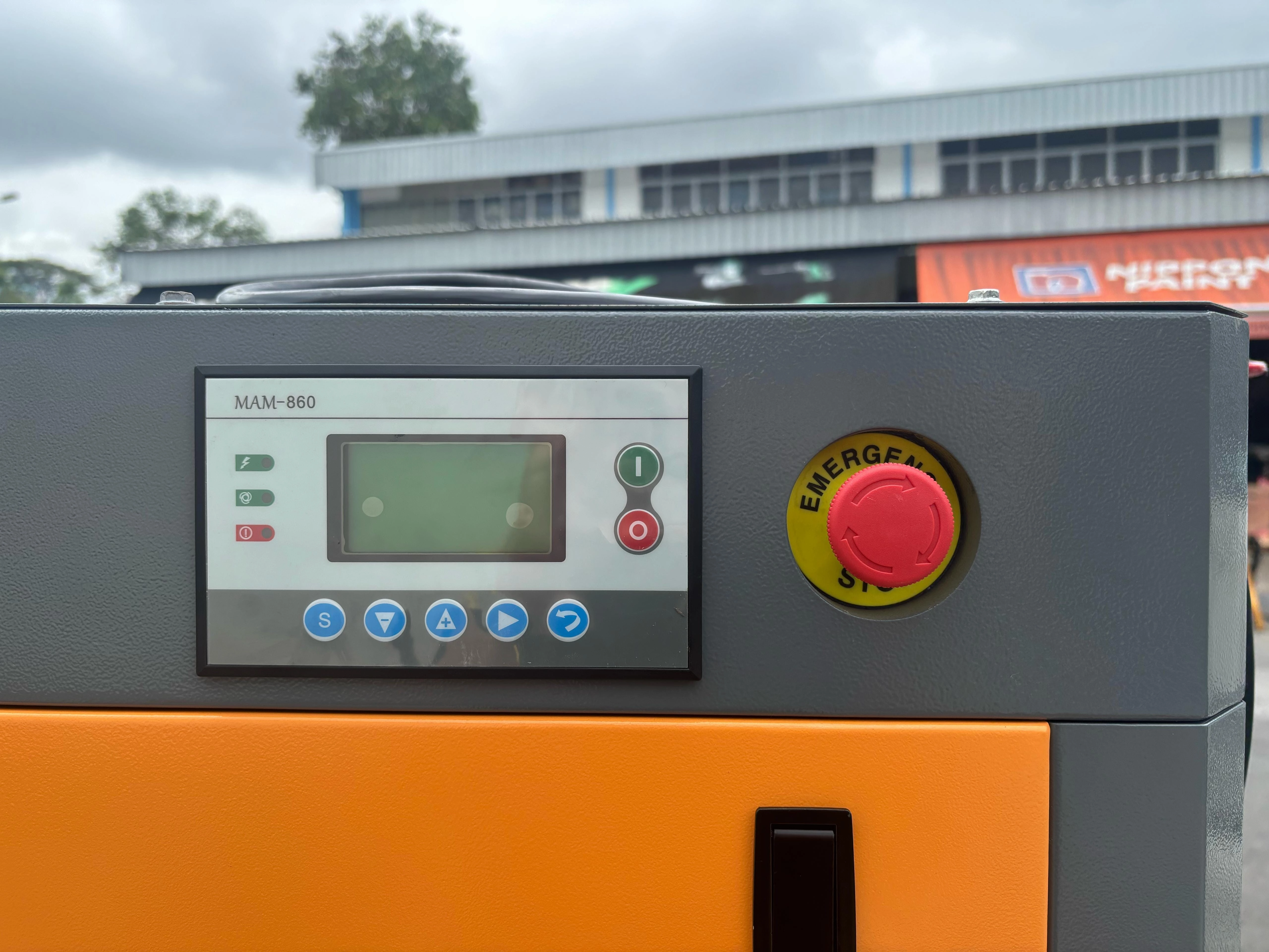Airstrong 10HP 10Bar 415V Screw Compressor C/W 250L Tank #ASAMT10A | Model: A-ASAMT10A