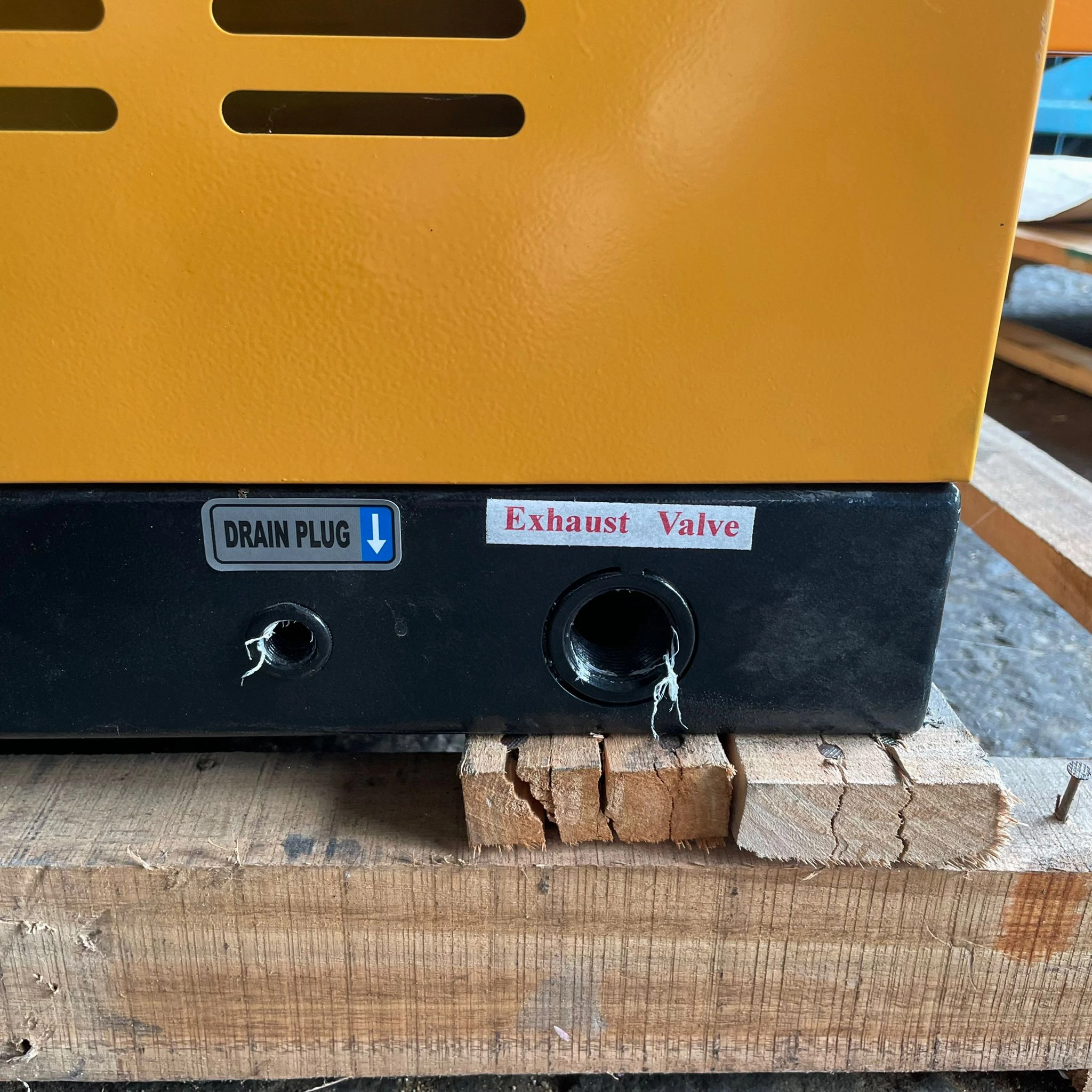 Airstrong 10hp 415v Silent Box Compressor | Model : A-QWB-0.8