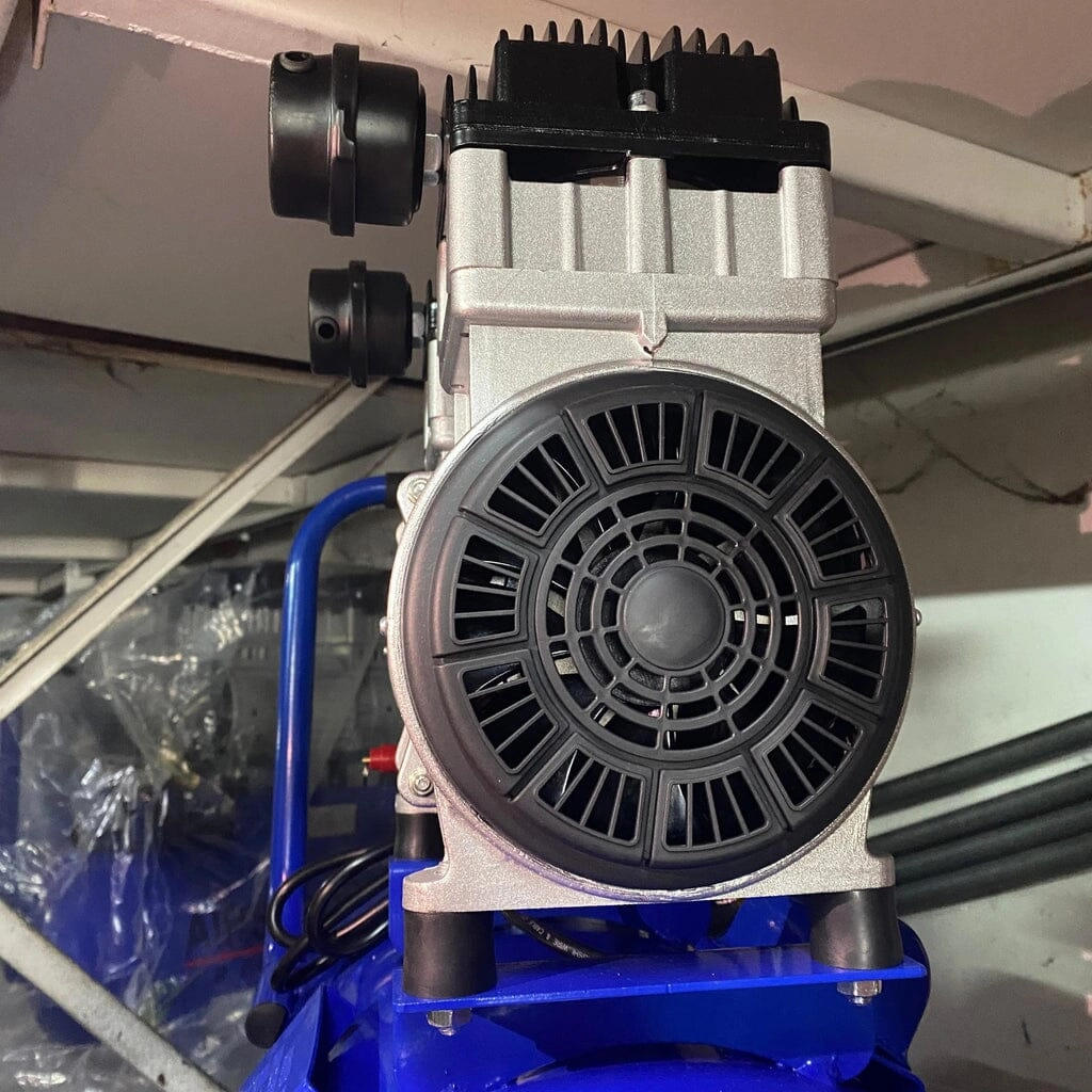 Airstrong 1500W 50L 240V Oil Free & Silent Air Compressor | Model : GDG30-50L