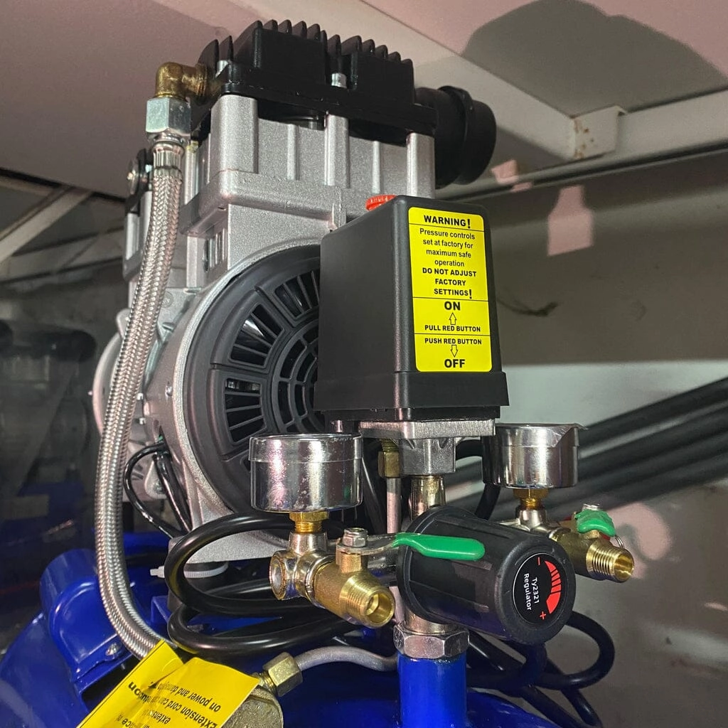Airstrong 1500W 50L 240V Oil Free & Silent Air Compressor | Model : GDG30-50L