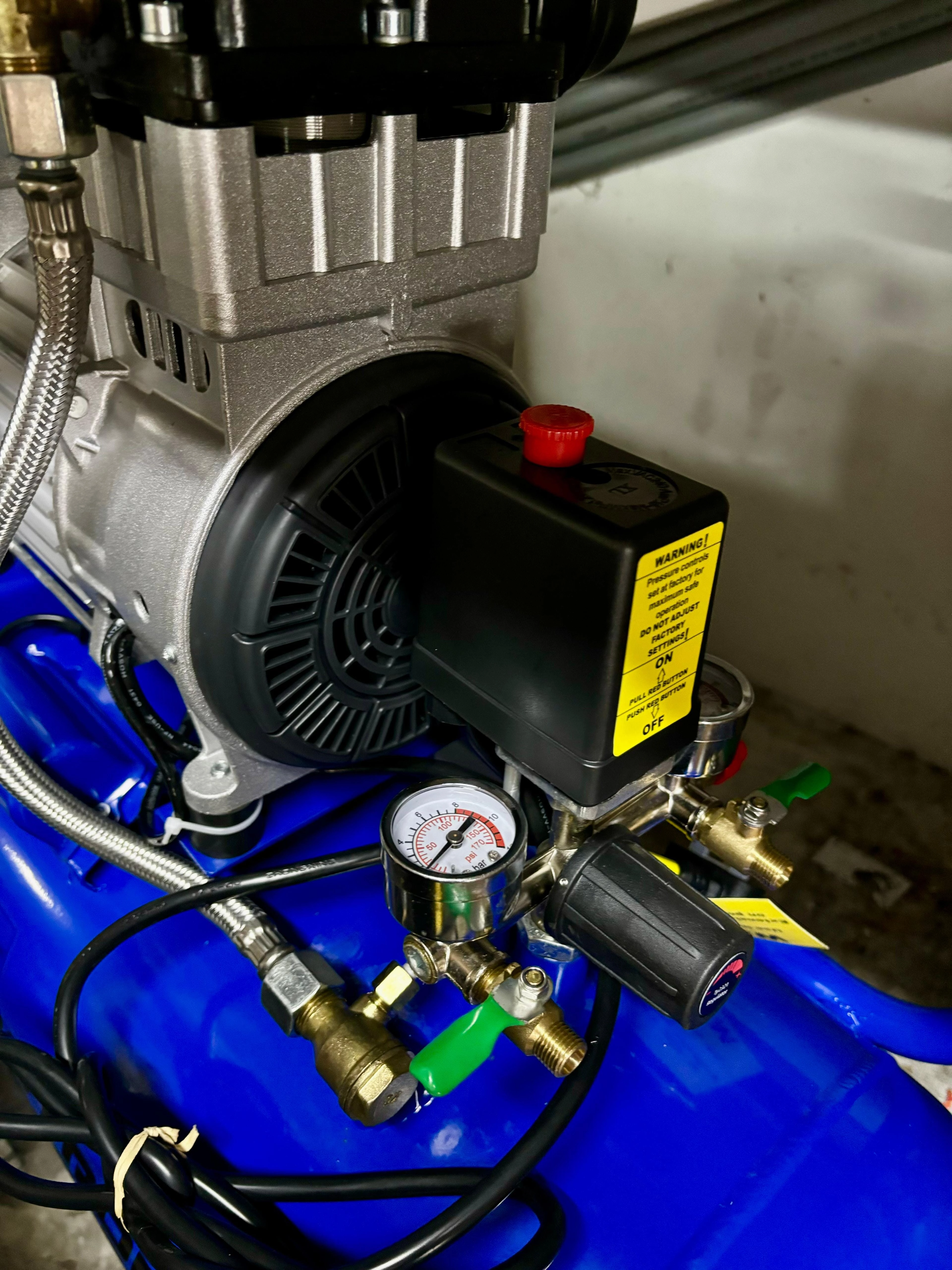 Airstrong 1500W 50L 240V Oil Free & Silent Air Compressor | Model : GDG30-50L