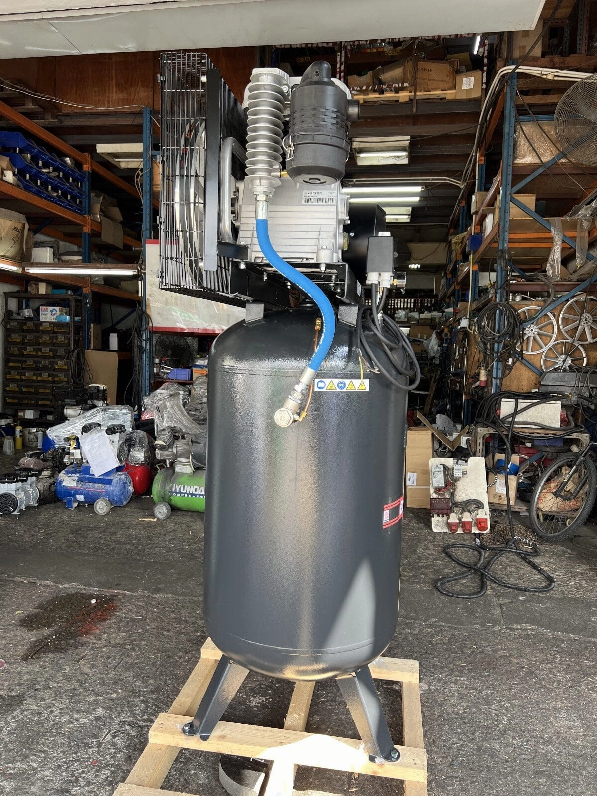 Balma 7.5Hp 270L 415V Vertical Air Compressor | Model : B60/270 VT7.5