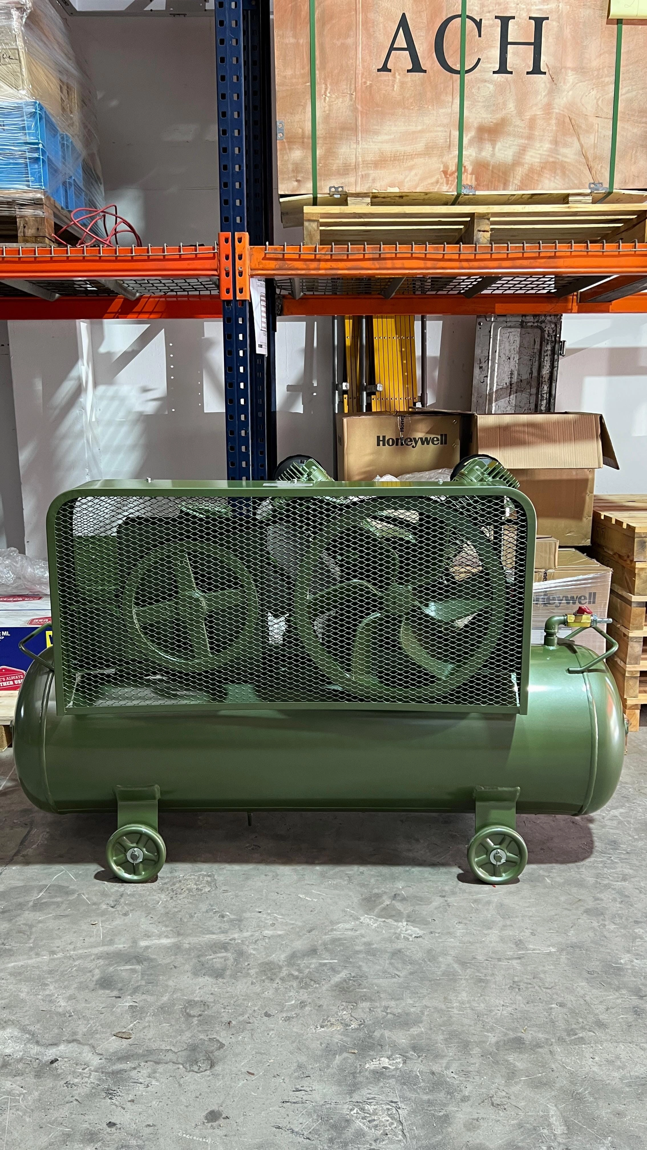 Hitachi Oil Free Air Compressor 10HP 235L 415V (IE3) | Model : 7.5OP-8.5G5A