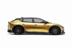 Kia EV6 Carbon Fiber Side Skirts 2023 