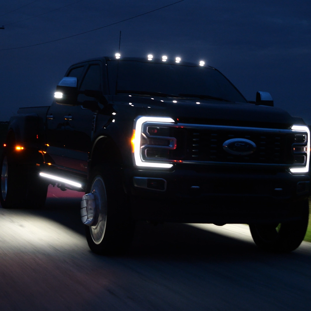 Lumastep M1 Light Up Running Boards | 2023-2024 Ford F250/F350 Superduty