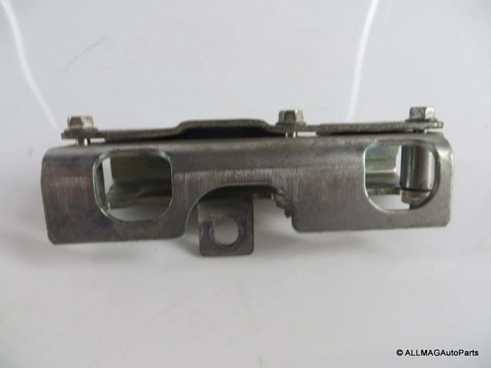 Mini Cooper Fuel Injector Rail Bracket 13537550169 02-08  R50 R52