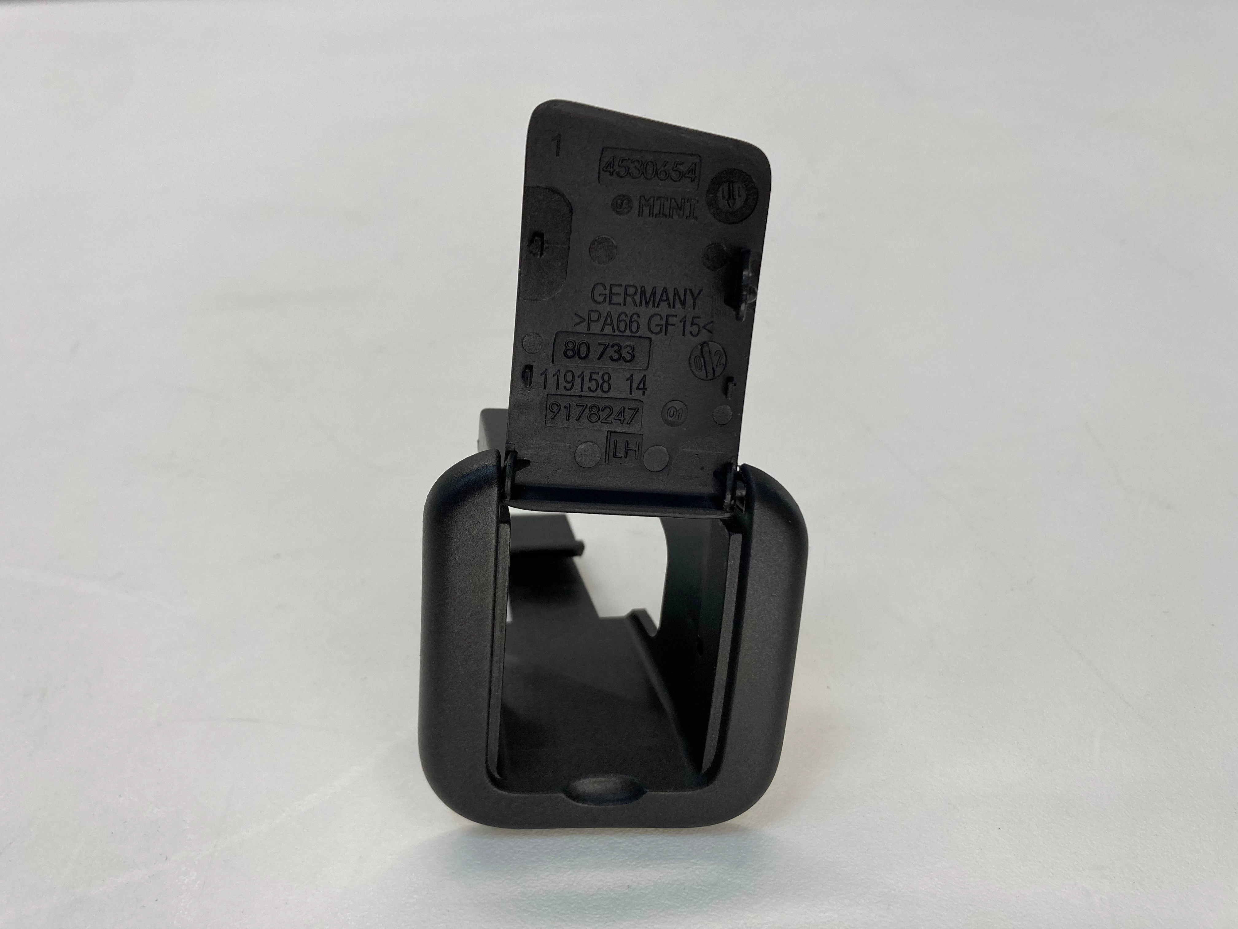 Mini Cooper Left Rear Seat Restraint Isofix Cover 52209178247 07-15 R55 R56 R57
