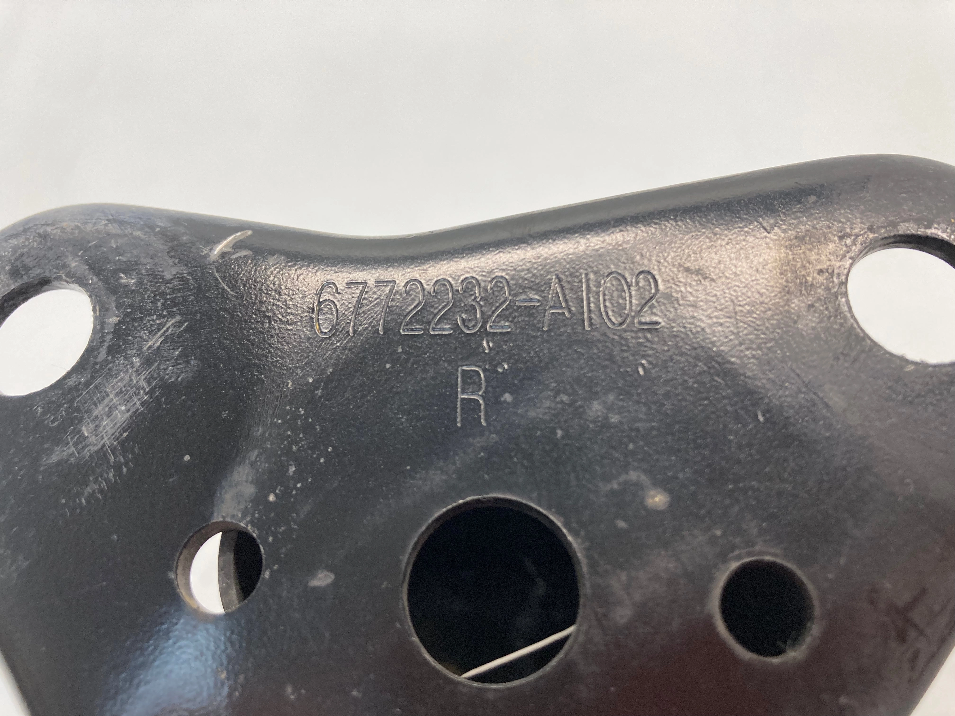 Mini Cooper Right Front Bumper Mount Bracket 31106772232 07-10 R55 R56 R57