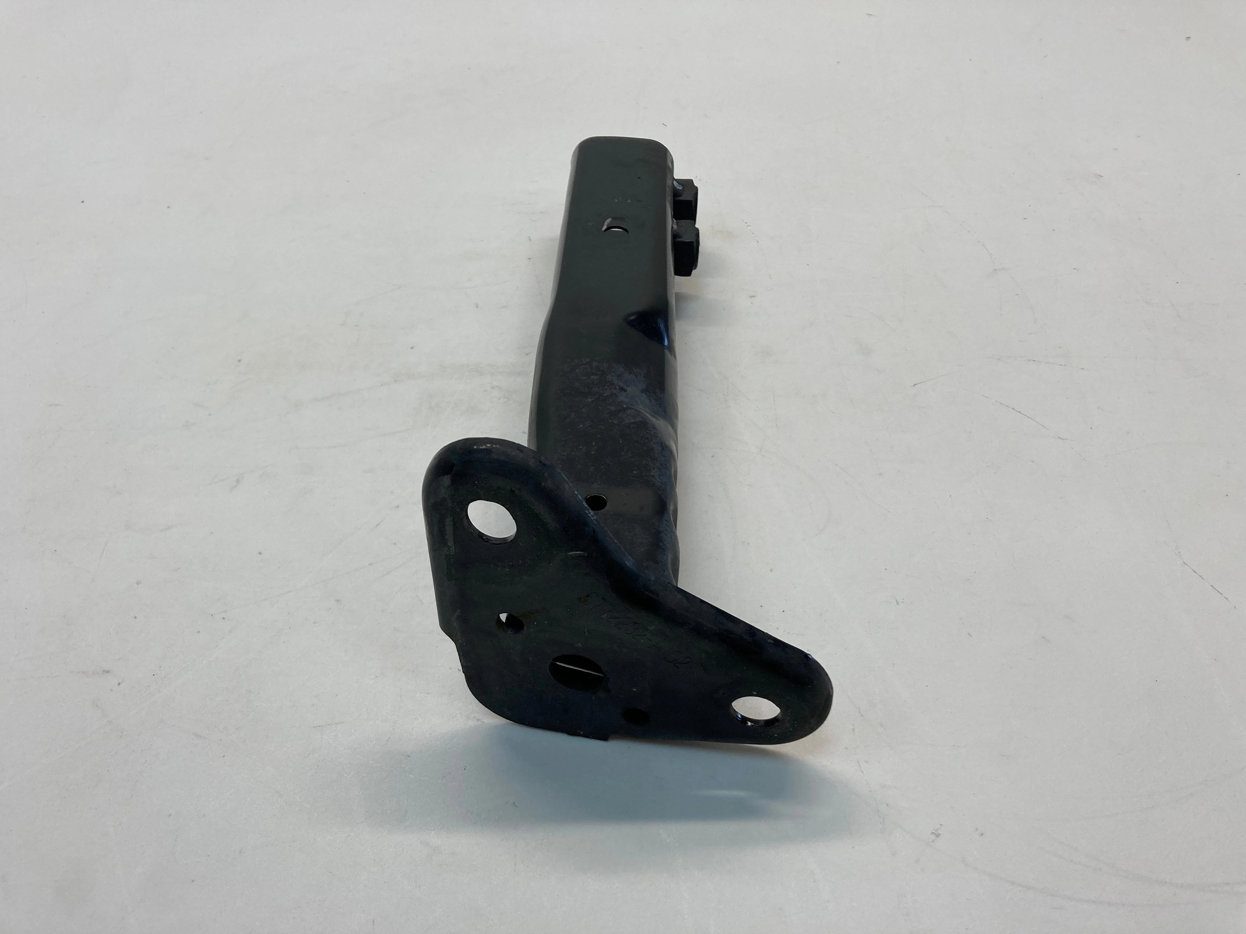 Mini Cooper Right Front Bumper Mount Bracket 31106772232 07-10 R55 R56 R57