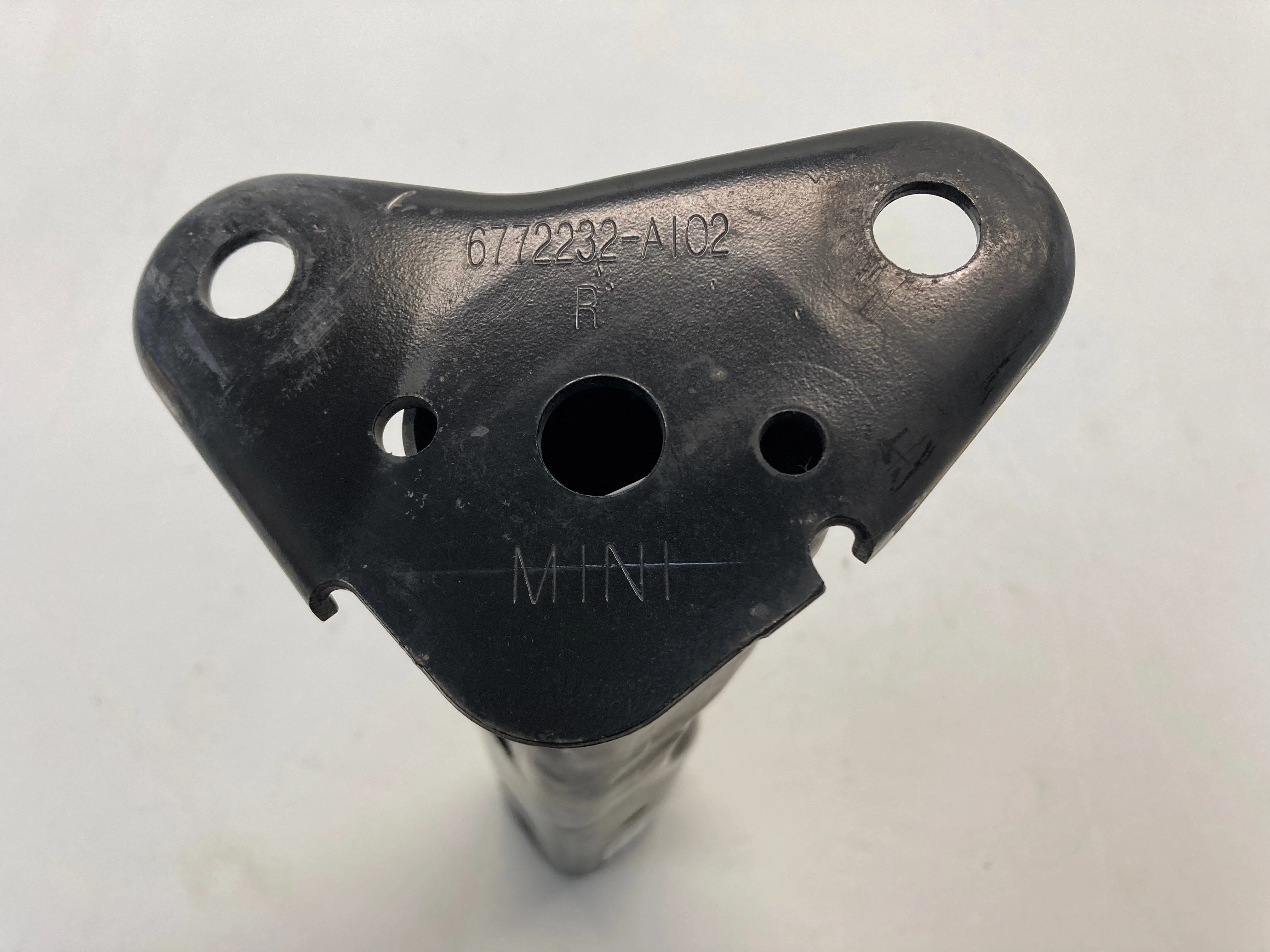 Mini Cooper Right Front Bumper Mount Bracket 31106772232 07-10 R55 R56 R57