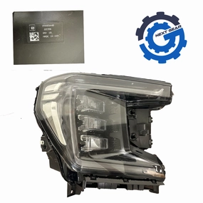 New OEM GM RH Headlight Assembly LED 2021-2023 GMC Yukon Denali XL AT4 84898702