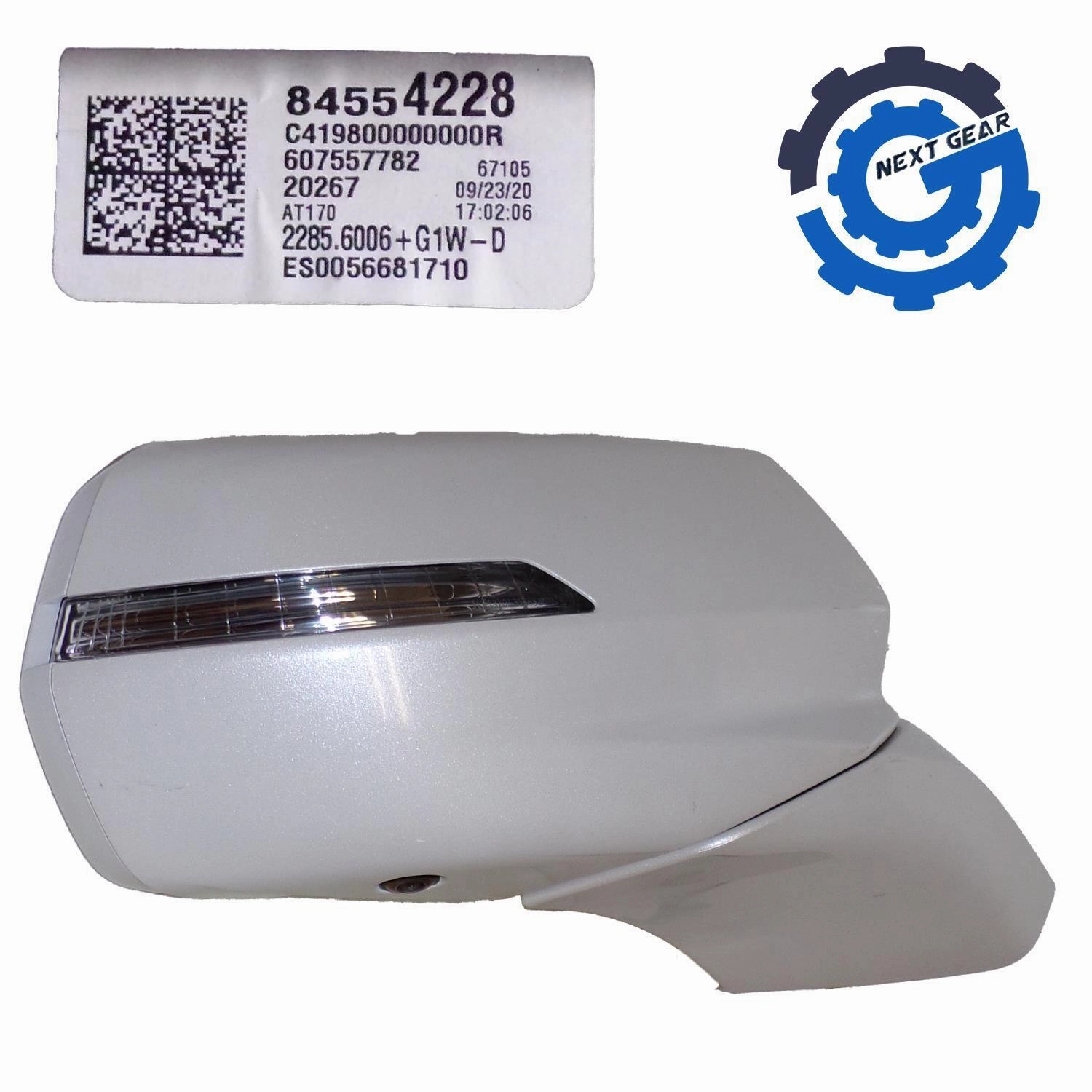 OEM GM Right Mirror White Metallic w/ Camera 2019-2023 Cadillac XT4 84554228