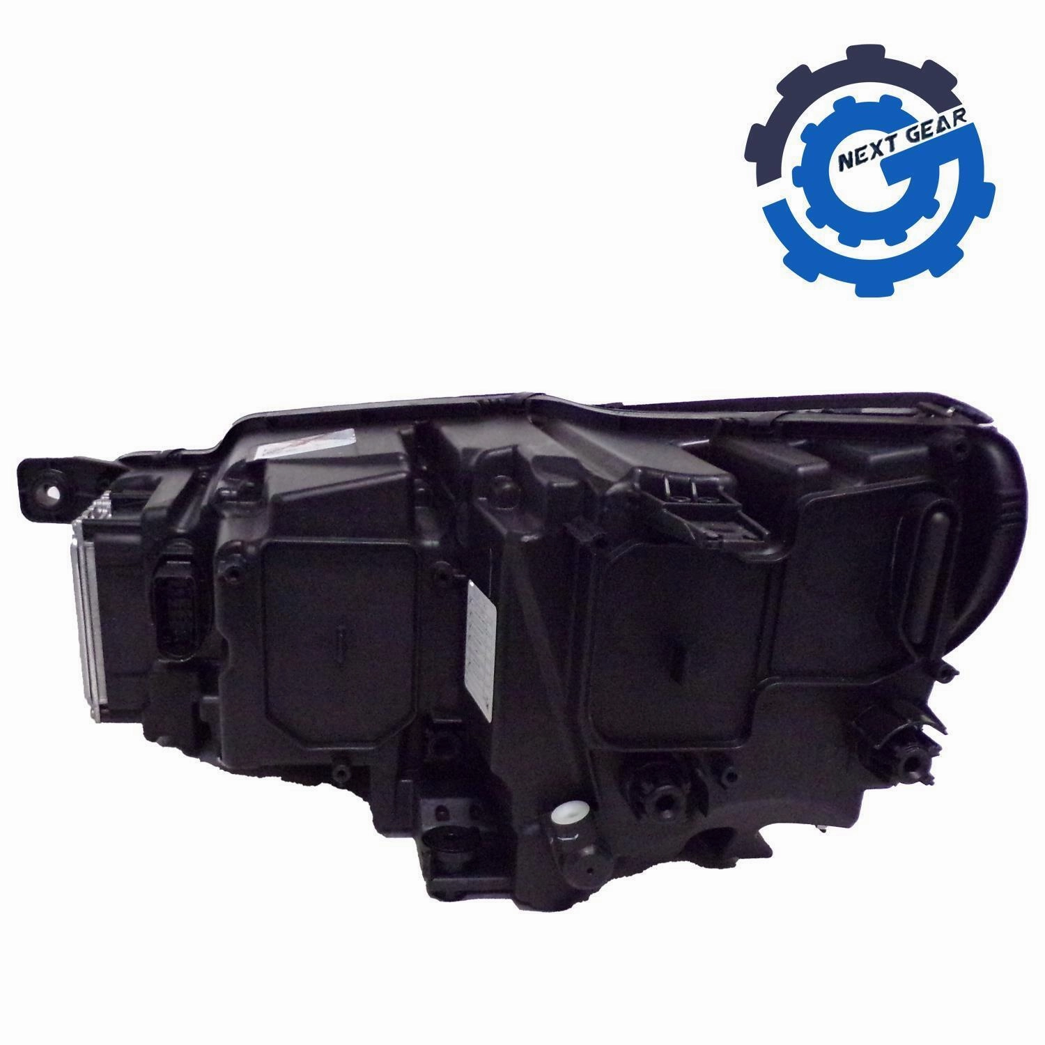 OEM Volkswagen Right LED Headlight Assembly for 2020-2022 Passat 561.941.036