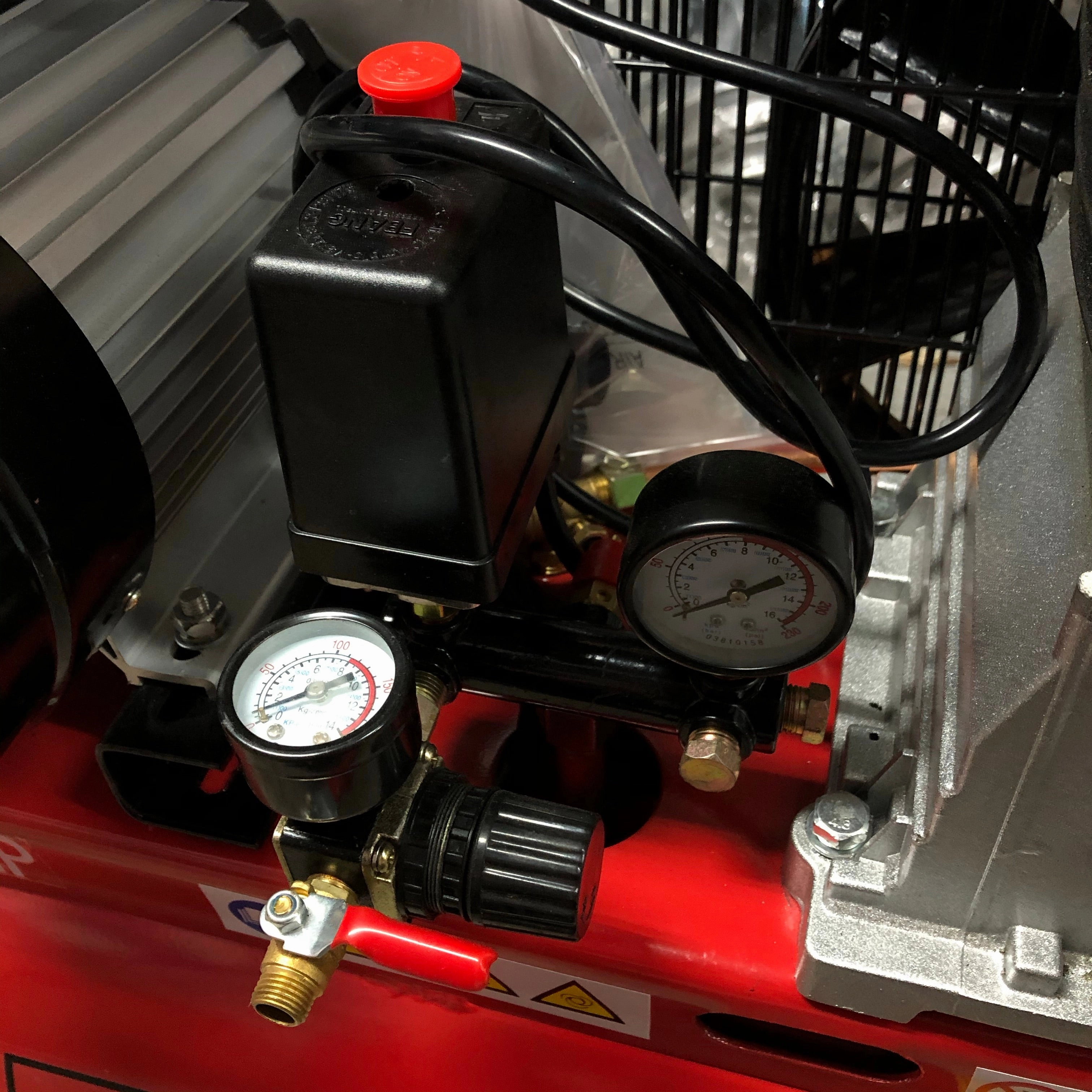 Tiger 3HP 220V Belt Driven Air Compressor (FOR EXPORT ONLY) | Tank Size : 30L, 50L | Model : A-3008