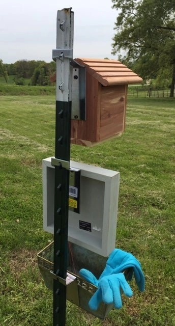 Vertical T-Post Bracket - 2"